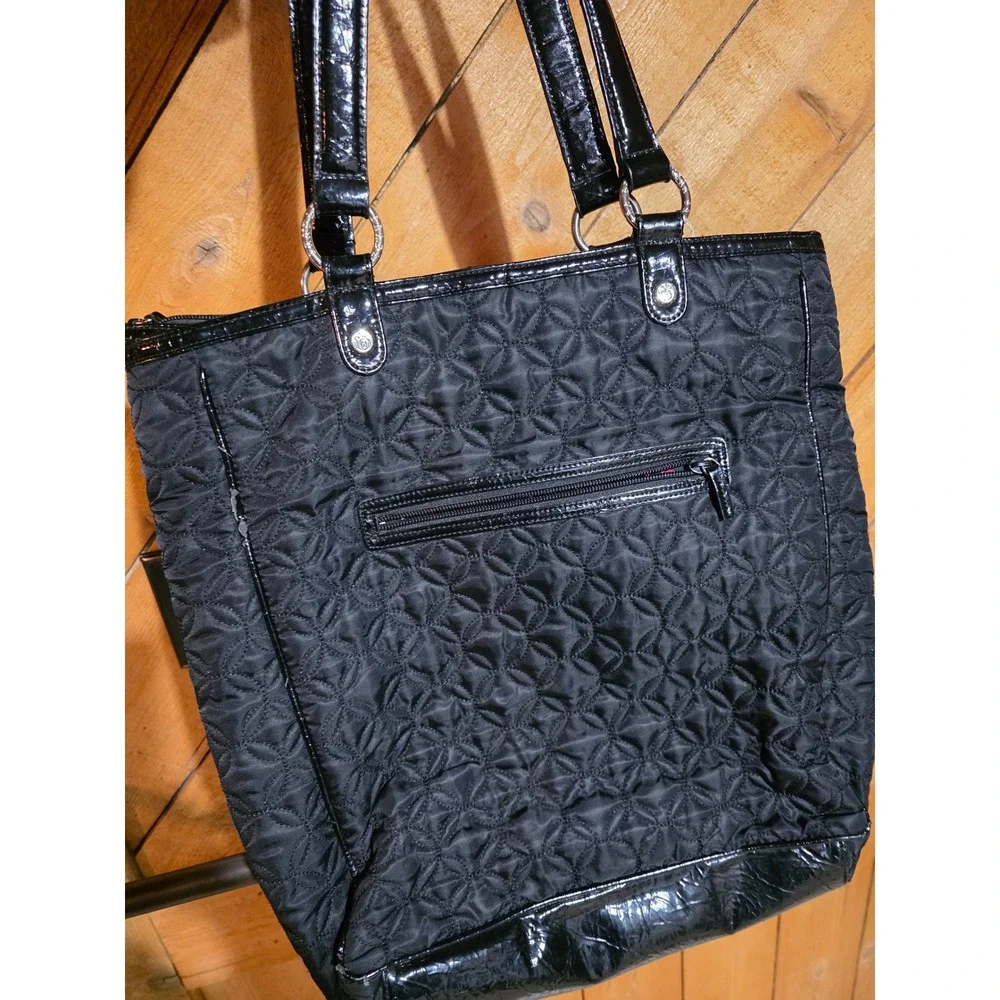 Vera Bradley Black Quilted Microfiber Tote Bag Patent Trim‎ Floral Lining